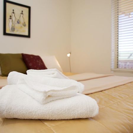Windsor Apartments Аделейд Екстериор снимка