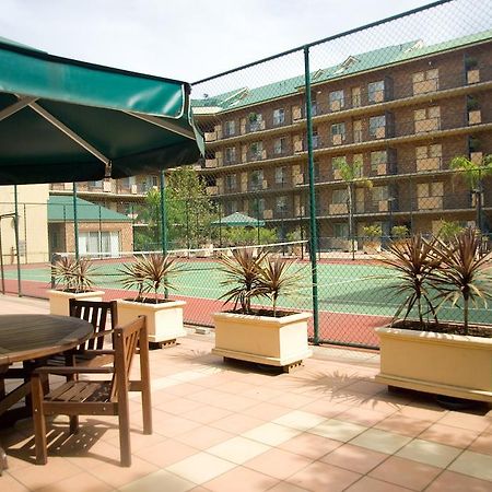 Windsor Apartments Аделейд Екстериор снимка