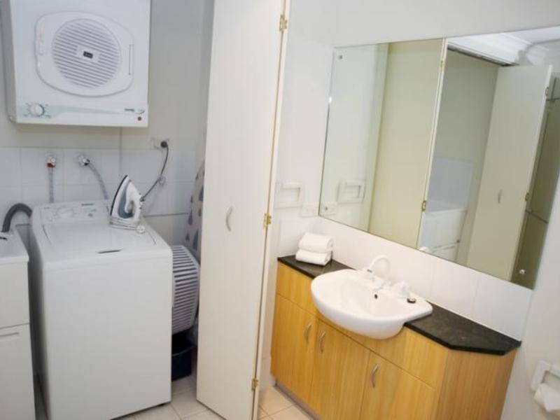 Windsor Apartments Аделейд Екстериор снимка