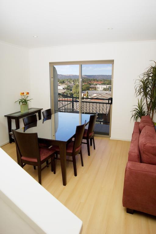 Windsor Apartments Аделейд Екстериор снимка