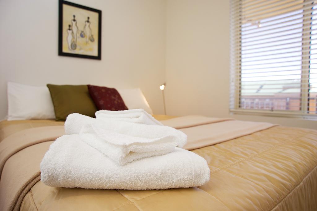 Windsor Apartments Аделейд Екстериор снимка